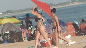zdjęcie amatorskie 2021 Beach girls pictures(1070)