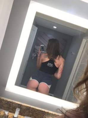 foto amateur [F] amiliarize yourself with my ass. ðŸ˜‹