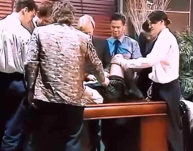 amateur photo Gangnang on Desk_0.00.45.01