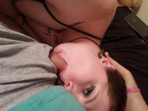 amateurfoto He wanted to browse reddit, I wanted to suck dick. Win win. [Amature, self]