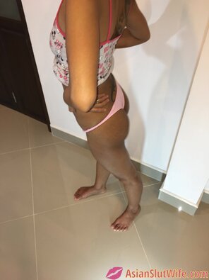 amateur photo her pink thong