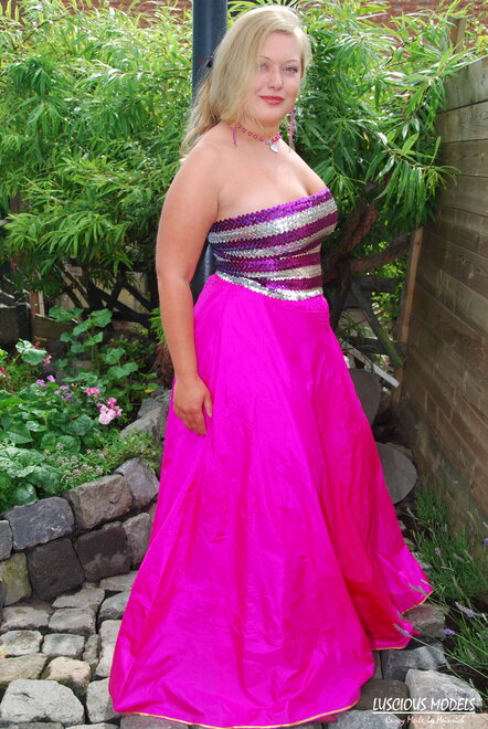 Meile 20080705-00003 nude