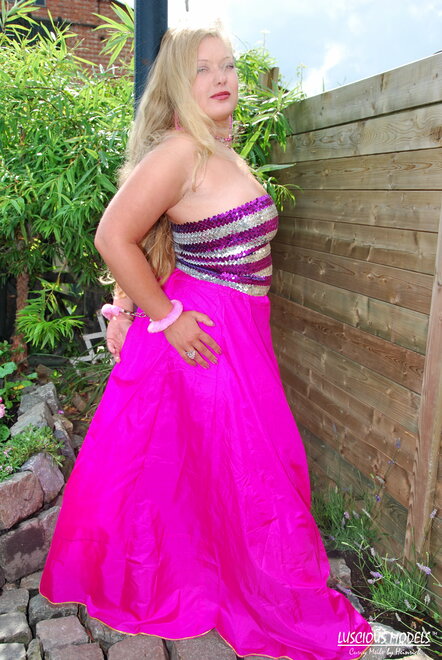 Meile 20080705-00015 nude