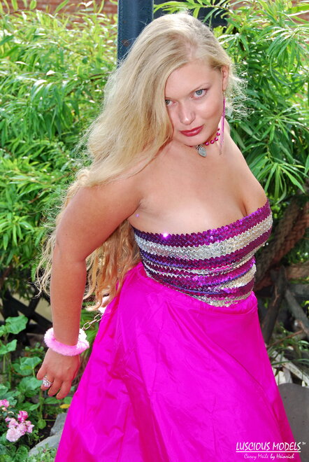 Meile 20080705-00021 nude