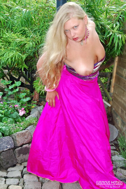 Meile 20080705-00025 nude