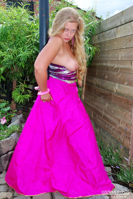 Meile 20080705-00033 nude