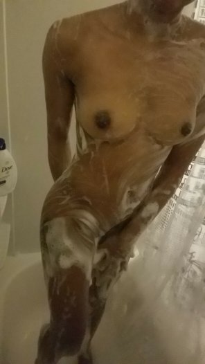 amateurfoto Soapy sel[f]ie, let's get dirty