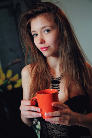 zdjęcie amatorskie sexart_morning-coffee_mila-azul_high_0003