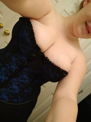amateur pic Overflowing