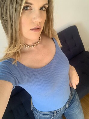 foto amatoriale My favorite outfit because it makes my eyes pop ðŸ’™ [f]