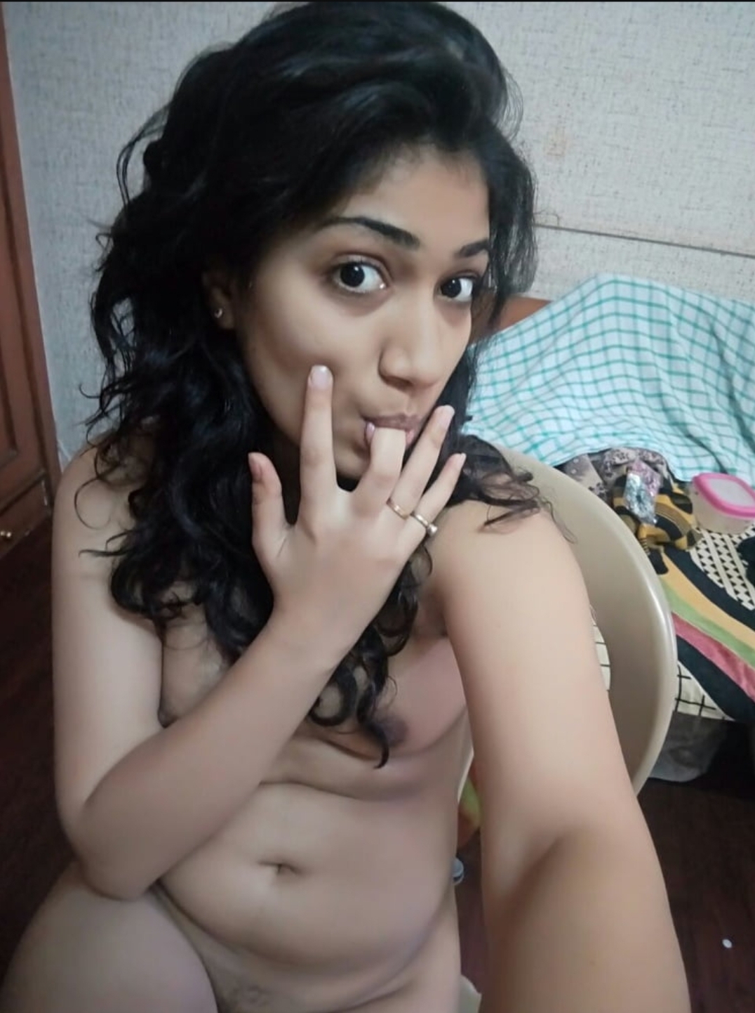 South Indian sexy girl gone nude for BF - 7cjXIufu Foto Porno - EPORNER