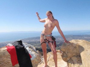 amateurfoto Mountaineering in the nude