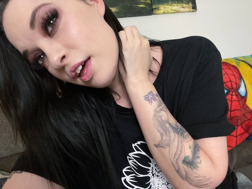 6b13003c-414d-4c16-973a-d1d1da3b660d