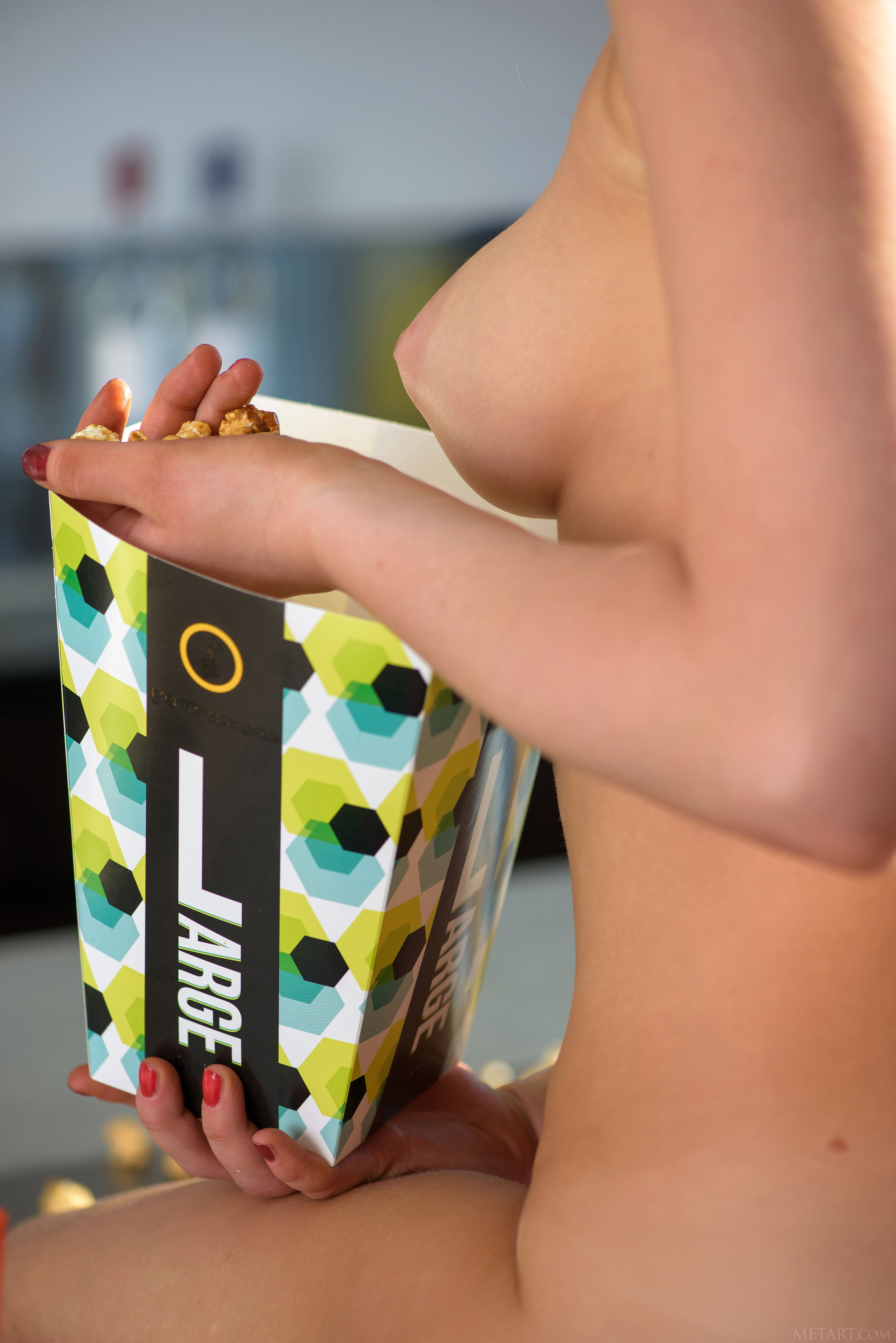 amateur photo 2025-11-27_15-31-47.312Z_108_MetArt_Presenting-Helene_Helene_high_0108