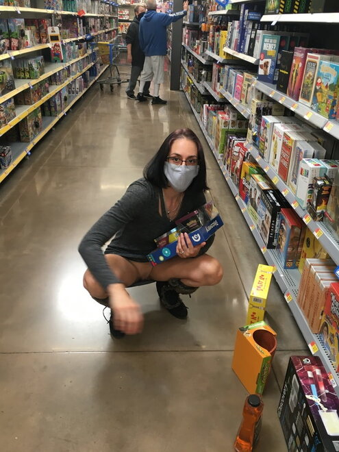 Grocery Store Divas Wear A Mask But Spread Your Pussy Porn Pic Eporner