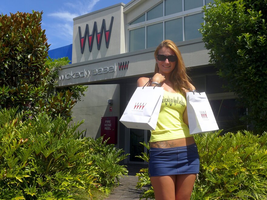 Weaseling in Australia 014-topaz-sharpen-faceai