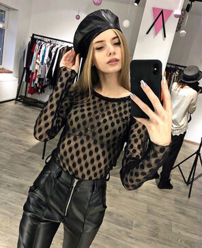 Yulia hat