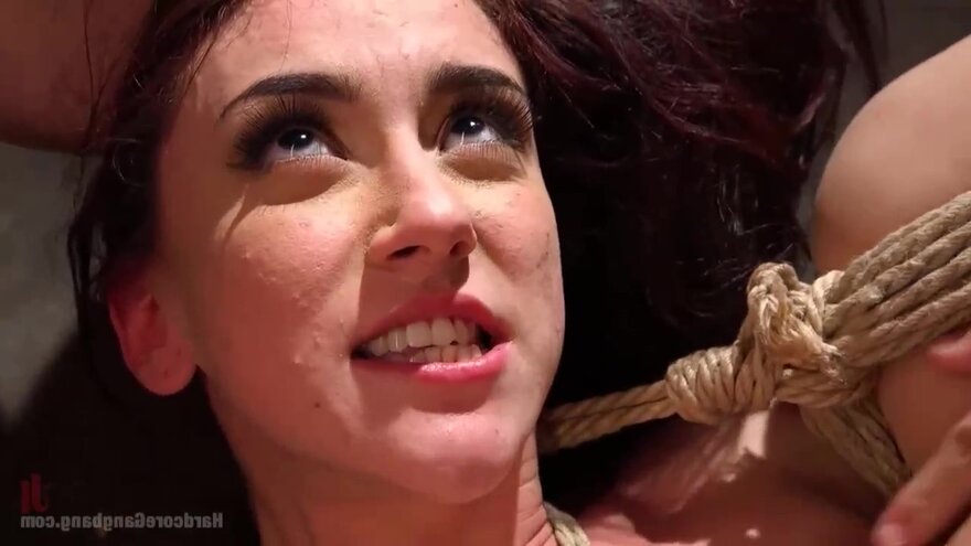 Mandy BDSM FAces five