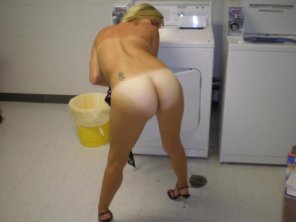 amateur photo I guess you keep the heels on at the laundromat