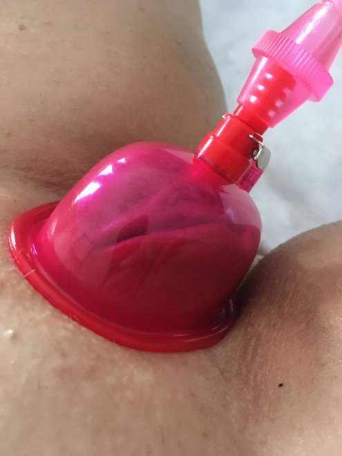 We used our pussy pump last night and it made my clit so sensitive I came really fast.
