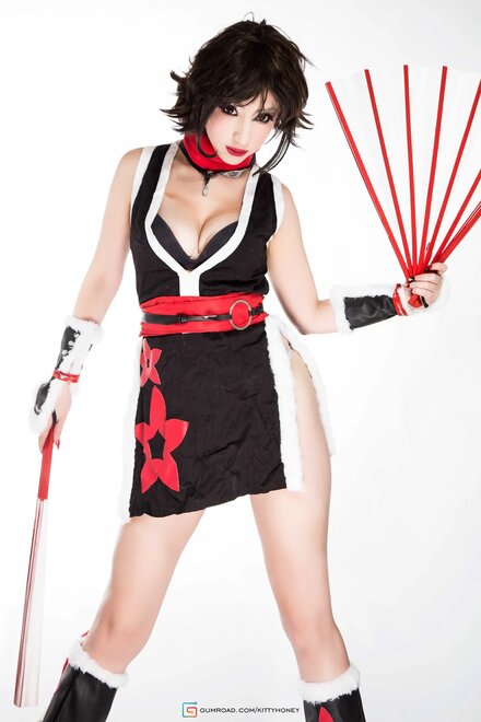 Mai_Shiranui_2