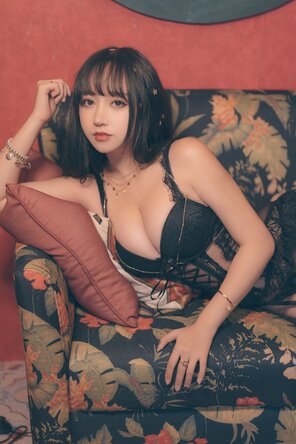 foto amadora Mixian Sama (过期米线线喵) - 6点半的月亮 (37)