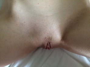 foto amateur my wife's pussy from above and further away