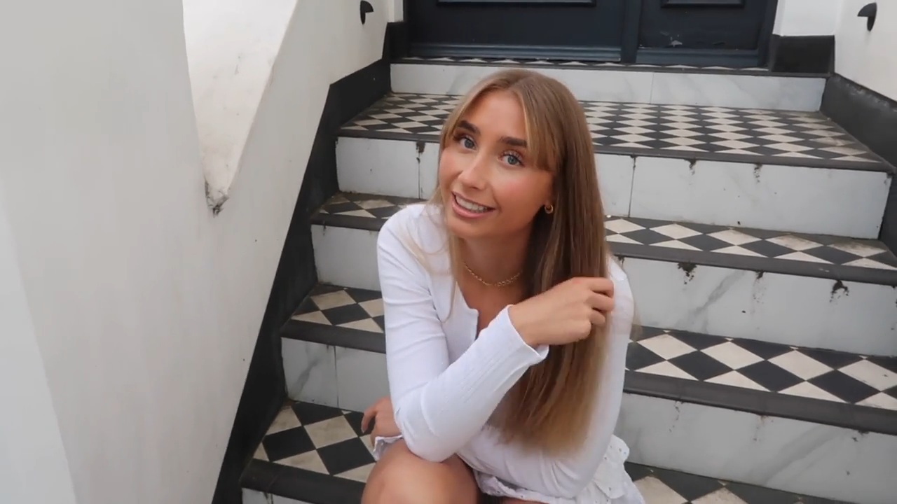 amateur photo RDT_20251026_145634(5)