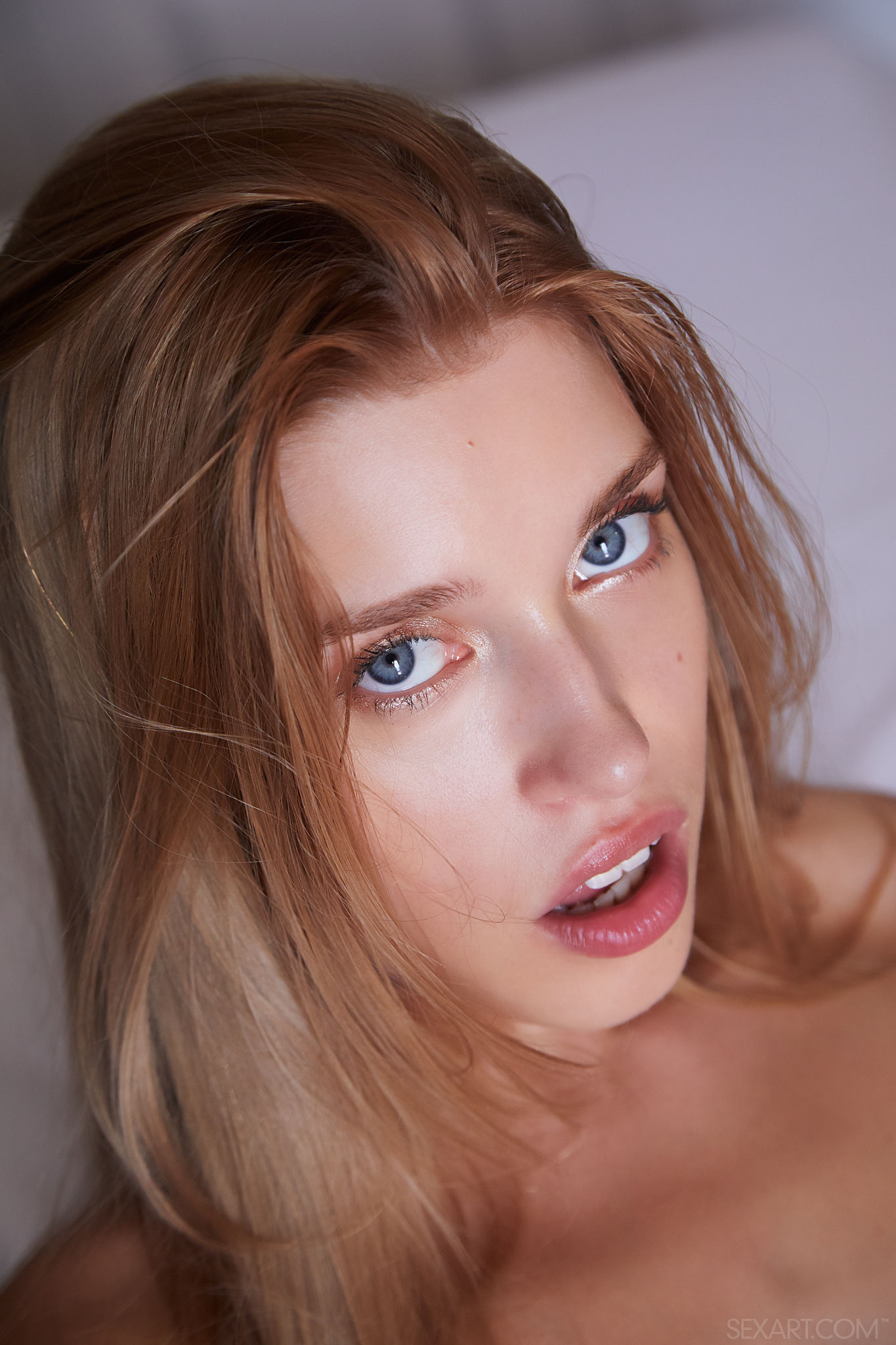 amateur photo SexArt_Rosy-Lust_Freya-Mayer_medium_0079