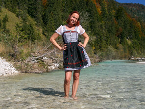 Alluring Schau mir unters Dirndl – 11 pics