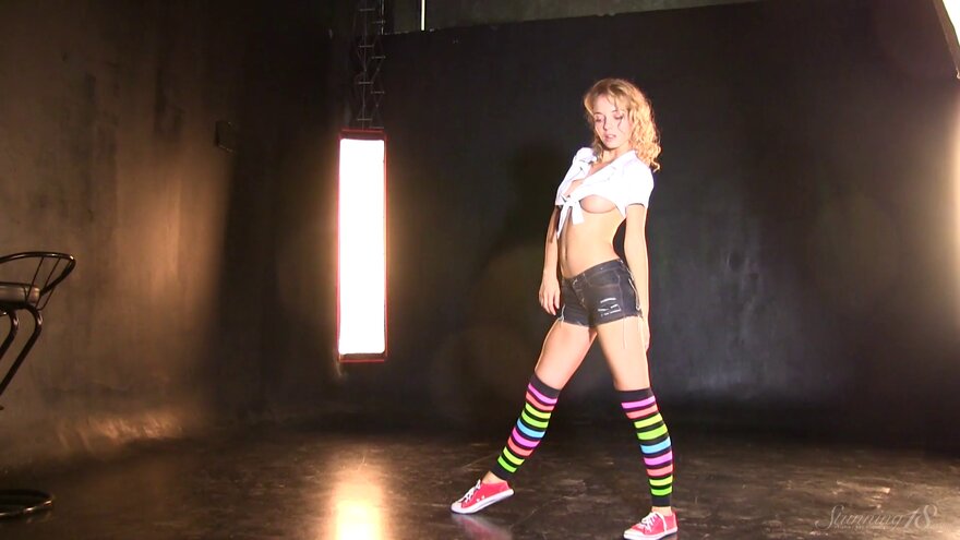 Pics by @onlyforfan_online(20)