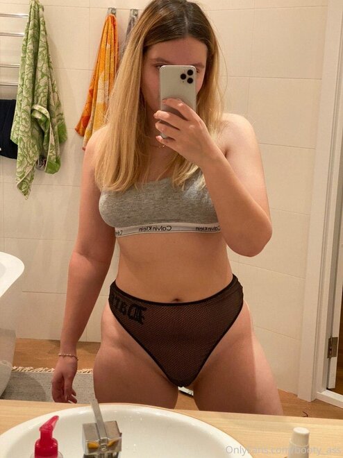 MegaOnlyfans Reddit community (148)