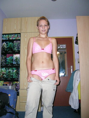 amateur pic bra and panties (804)