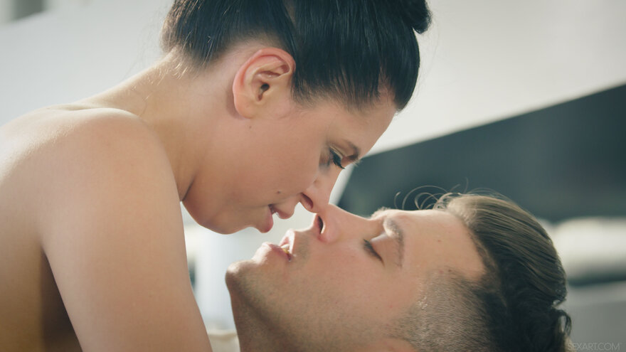 SexArt_Secretly-3_Kira-Queen--Alberto-Blanco_high_0090