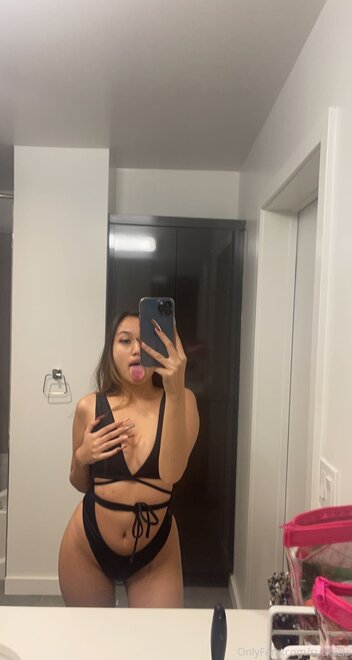 azialv - Mikey Kun (193)