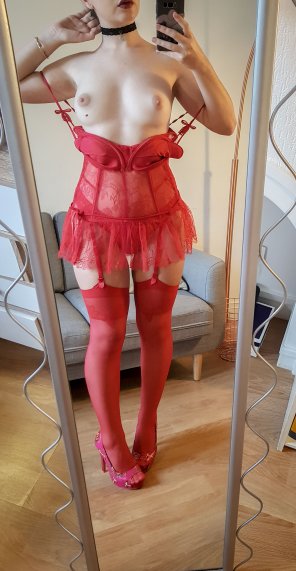 foto amadora Is petite + lingerie a good combo ? [5' tall]