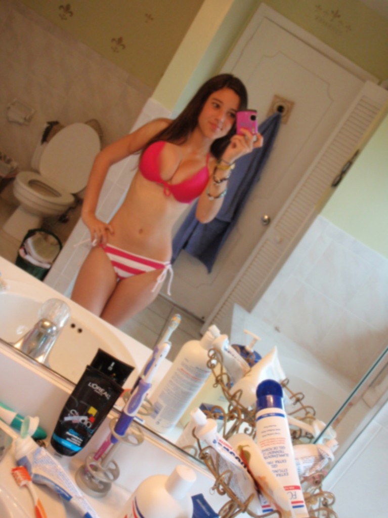 amateur photo Angie_Varona-004