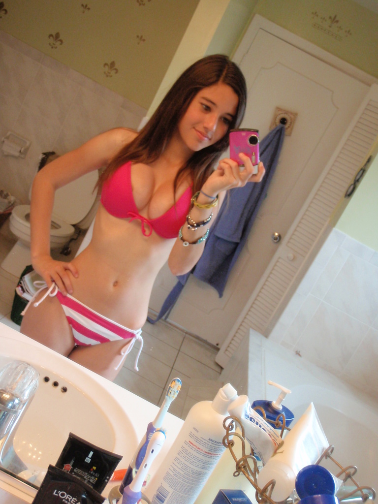 amateur photo Angie_Varona-008