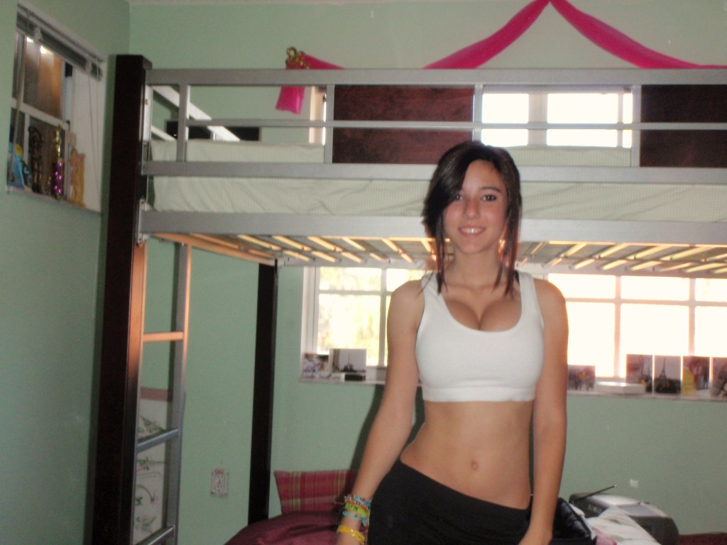 amateur photo Angie_Varona-019