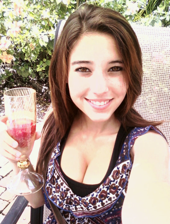 amateur photo Angie_Varona-062