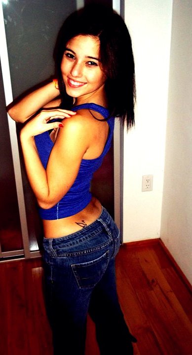 amateur photo Angie_Varona-070