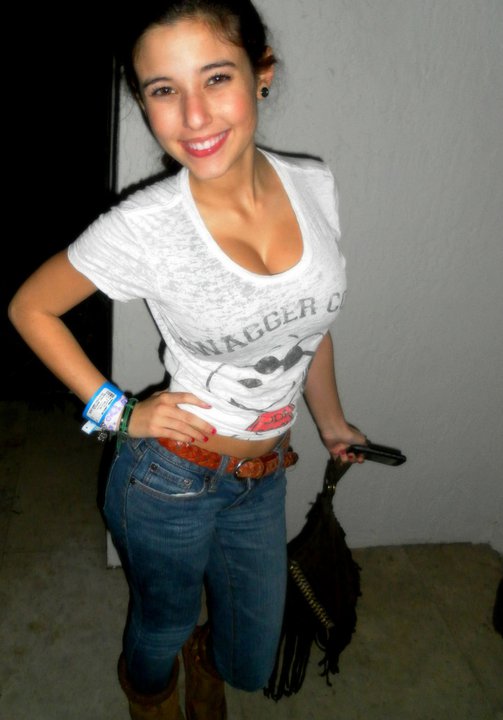 amateur photo Angie_Varona-071