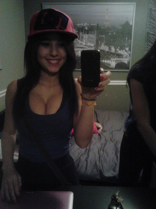 amateur photo Angie_Varona-072