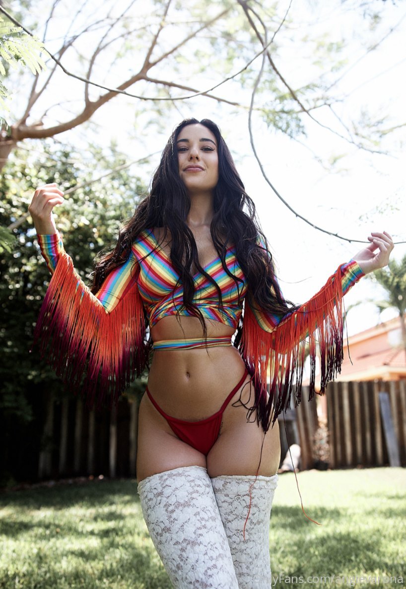 amateur photo 818x1186_146716e8a4ed987e1cf3570988b64855