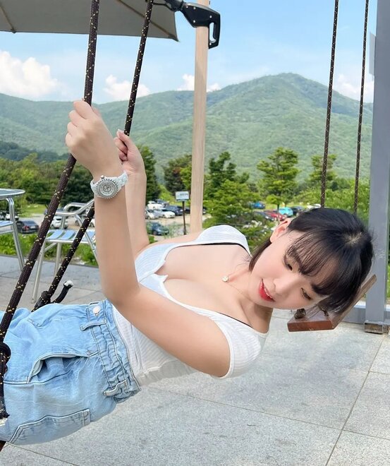 Kang-In-kyung-Collection-MrCong.com-300