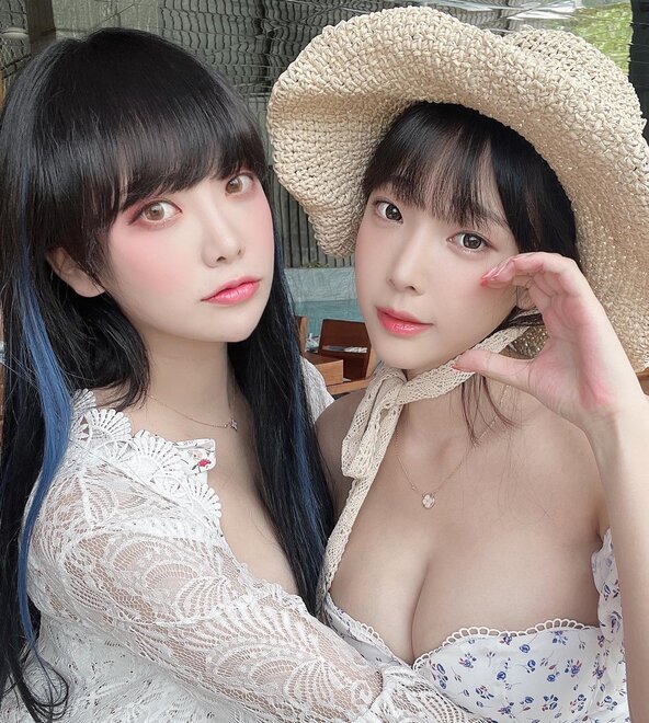 Kang-In-kyung-Collection-MrCong.com-326