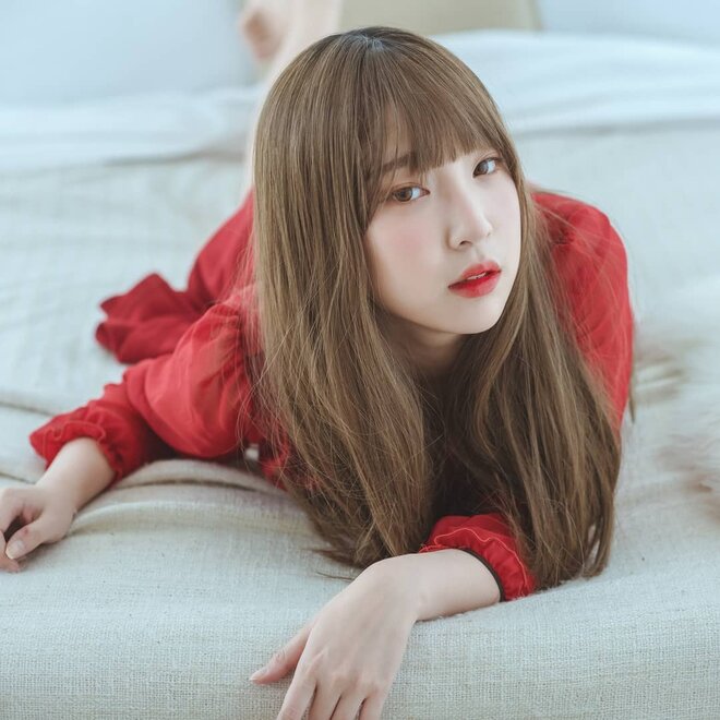 Kang-In-kyung-Collection-MrCong.com-646