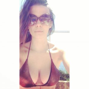 amateur photo boobs at the beach