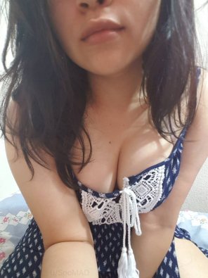 amateur photo Need a bit of Daddy's cock between my tits [f]