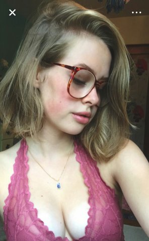 amateur-Foto Eyewear Hair Glasses Face Lip Blond 